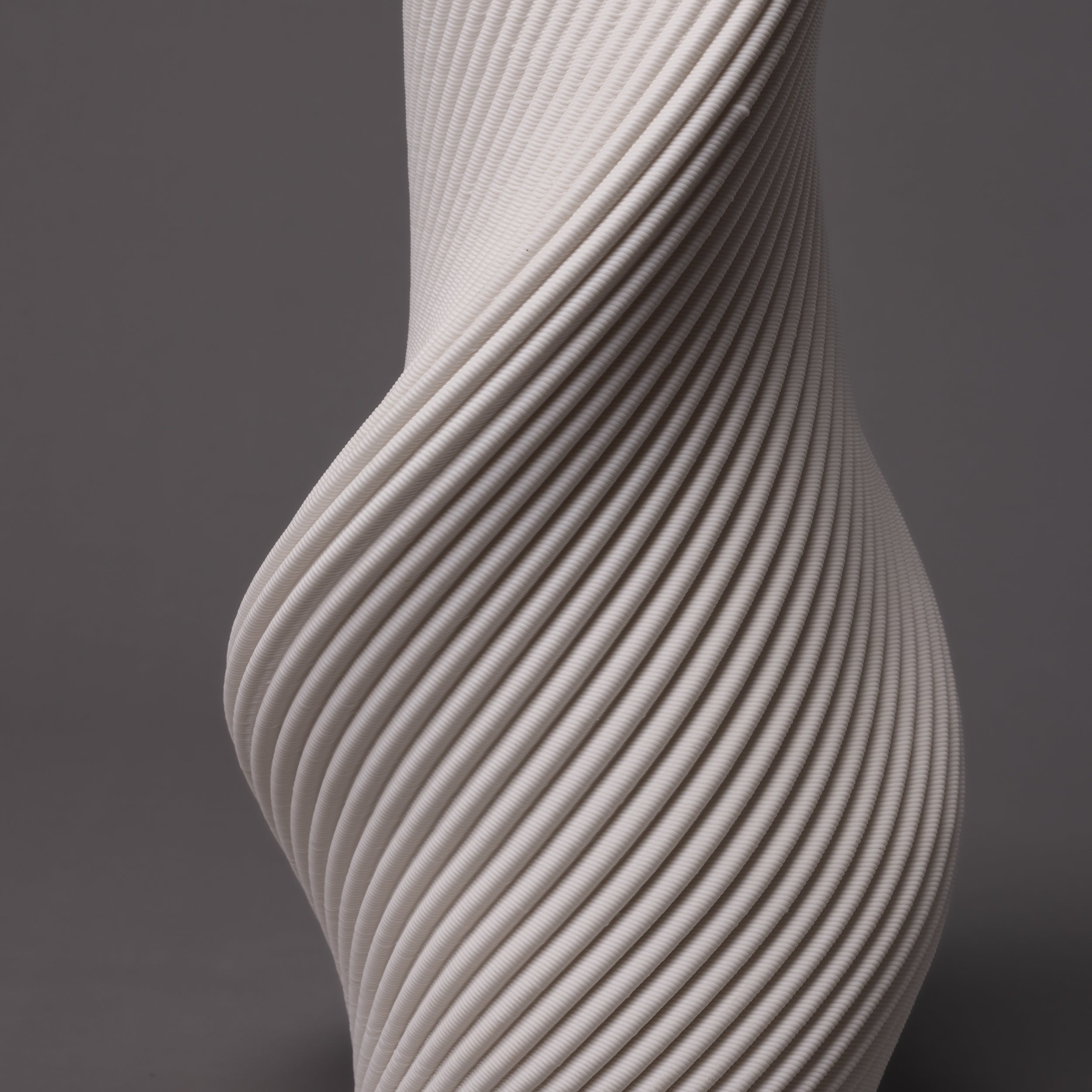 3D-printed tornado sculpture in white porcelain – BinaryCeramics