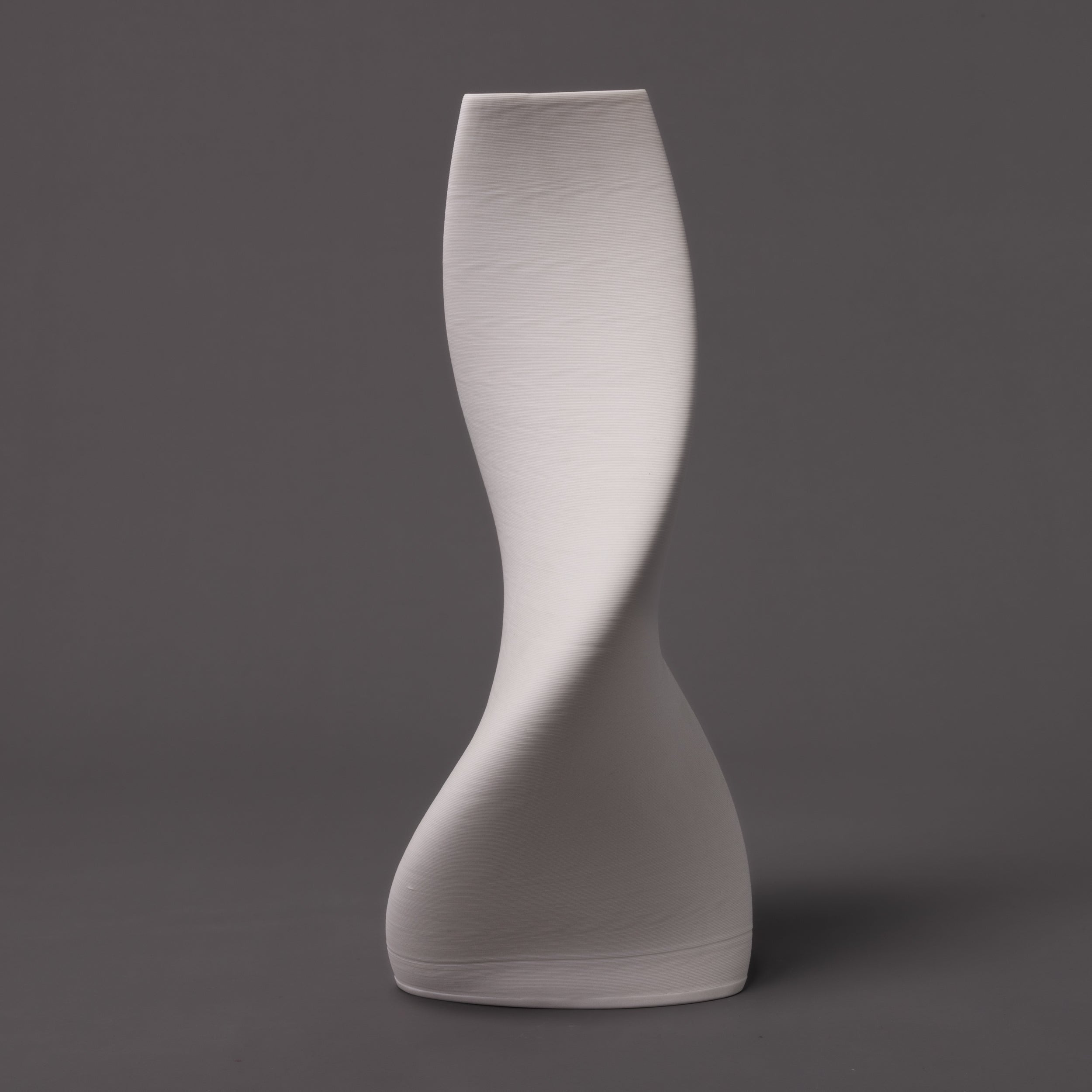 3D-printed tornado sculpture in white porcelain – BinaryCeramics