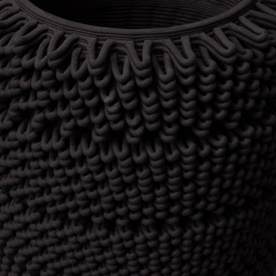 3D-printed dash sculpture in black clay – BinaryCeramics