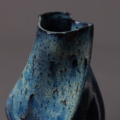 Tornado sculpture – black clay, glaze effect – BinaryCeramics, Athens