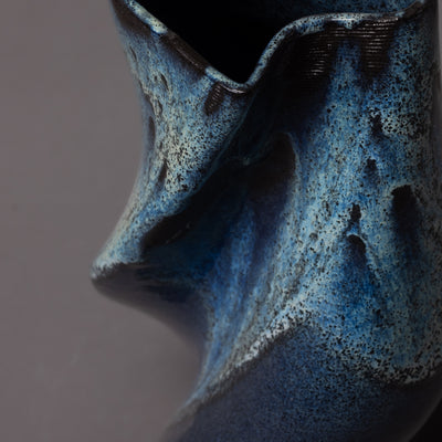 Tornado sculpture detail – black clay, glaze effect – BinaryCeramics