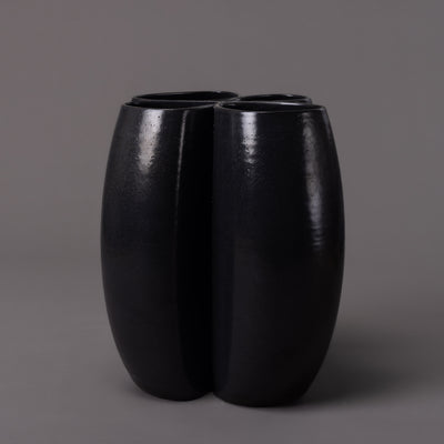 Intersect sculpture – ceramic, black glaze – BinaryCeramics, Athens