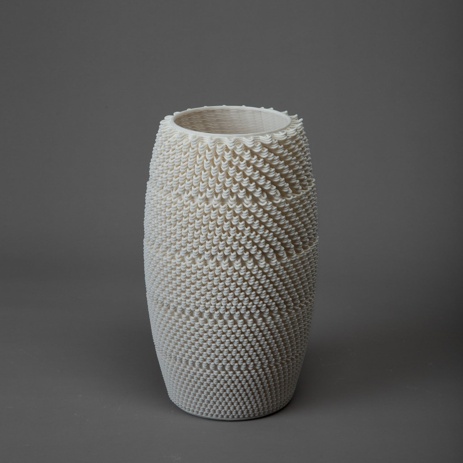 Dash ceramic sculpture in white porcelain – BinaryCeramics
