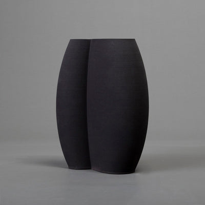 3D-printed intersect sculpture in black clay – BinaryCeramics
