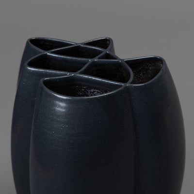 Intersect ceramic art – ceramic, black glaze – BinaryCeramics Greece